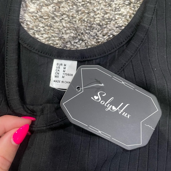 Soly Hux Short Jumpsuit - Picture 2 of 2